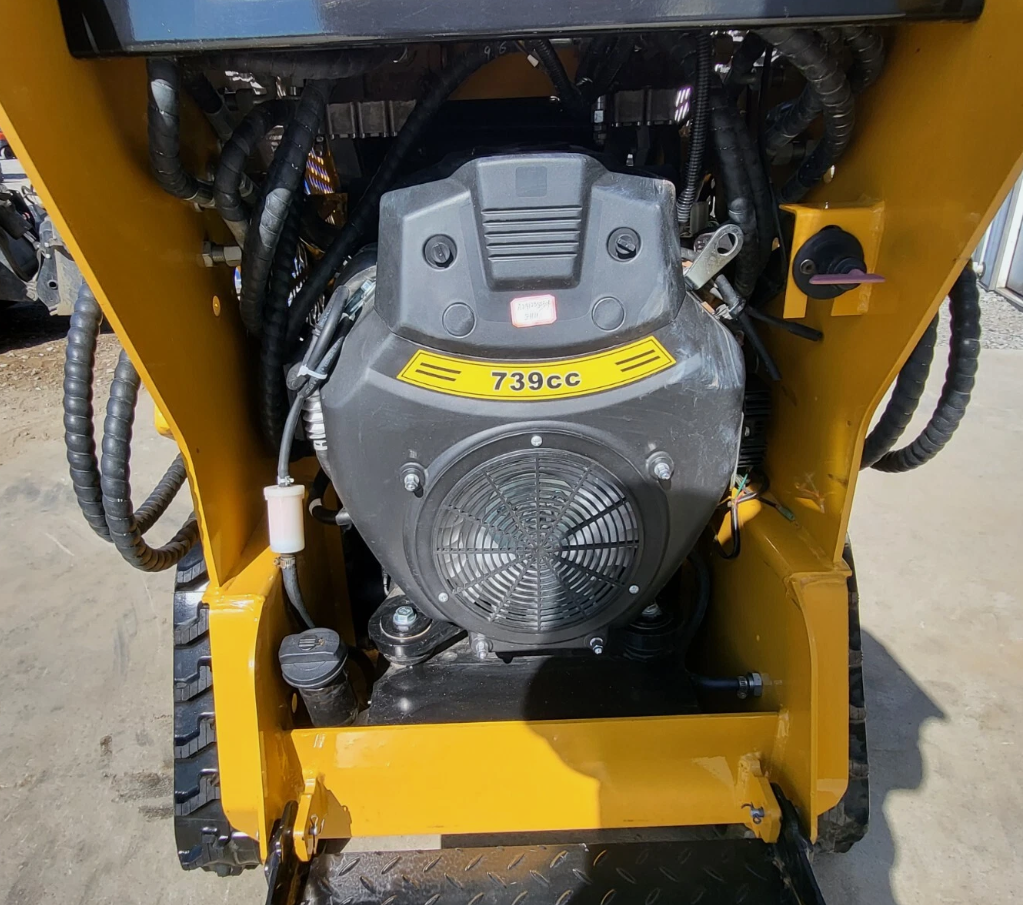 AGT MX-CRT23 Mini Skid Steer (23HP Commercial Engine), photo 5 of 11