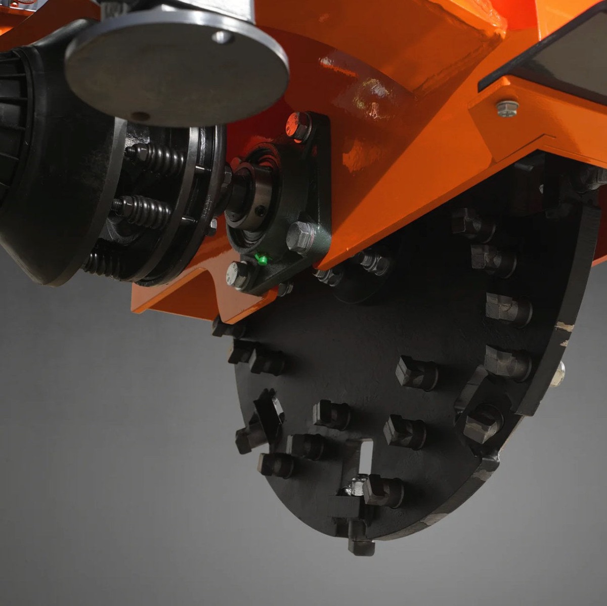 SG24 3-Point PTO Stump Grinder - 24 in Flywheel, 34 Carbide Teeth, 15-45 HP Tractors, photo 6 of 12
